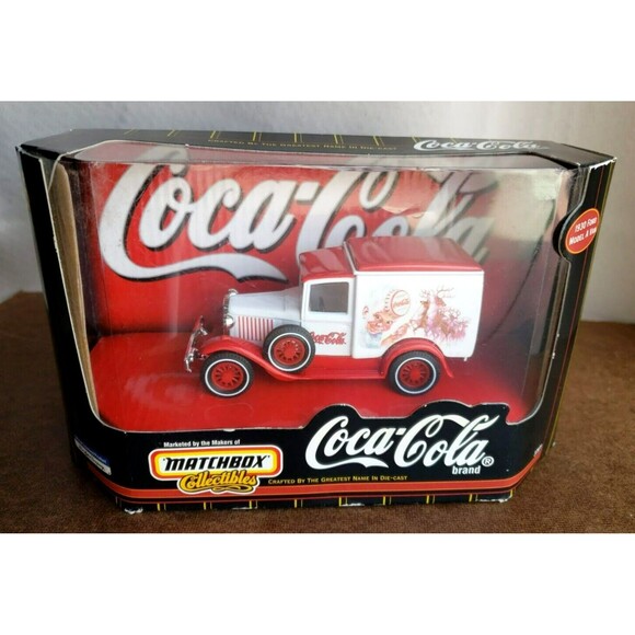 Matchbox Collectibles 1930 FORD MODEL A VAN Coca Cola Brand Red White 1:43 37971 - Picture 2 of 16